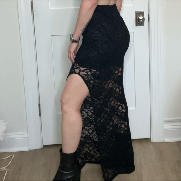 Lace Biker Mini Skirt with Slit - Picture 7 of 7